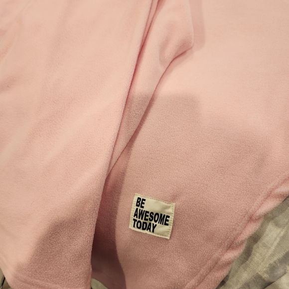 Sweater - Picture 4 of 5